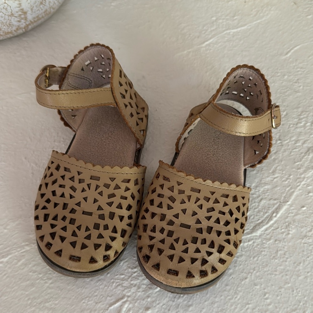 Consciously baby leather sandals size 8 fits 2-4yo depending on age